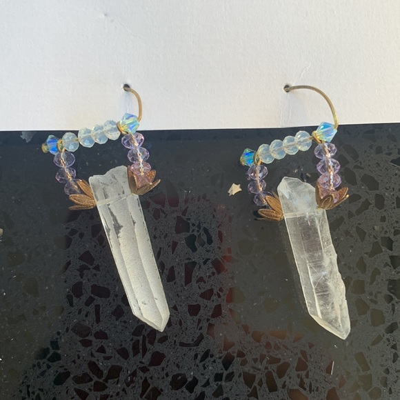 Raw crystal earrings - Picture 4 of 7